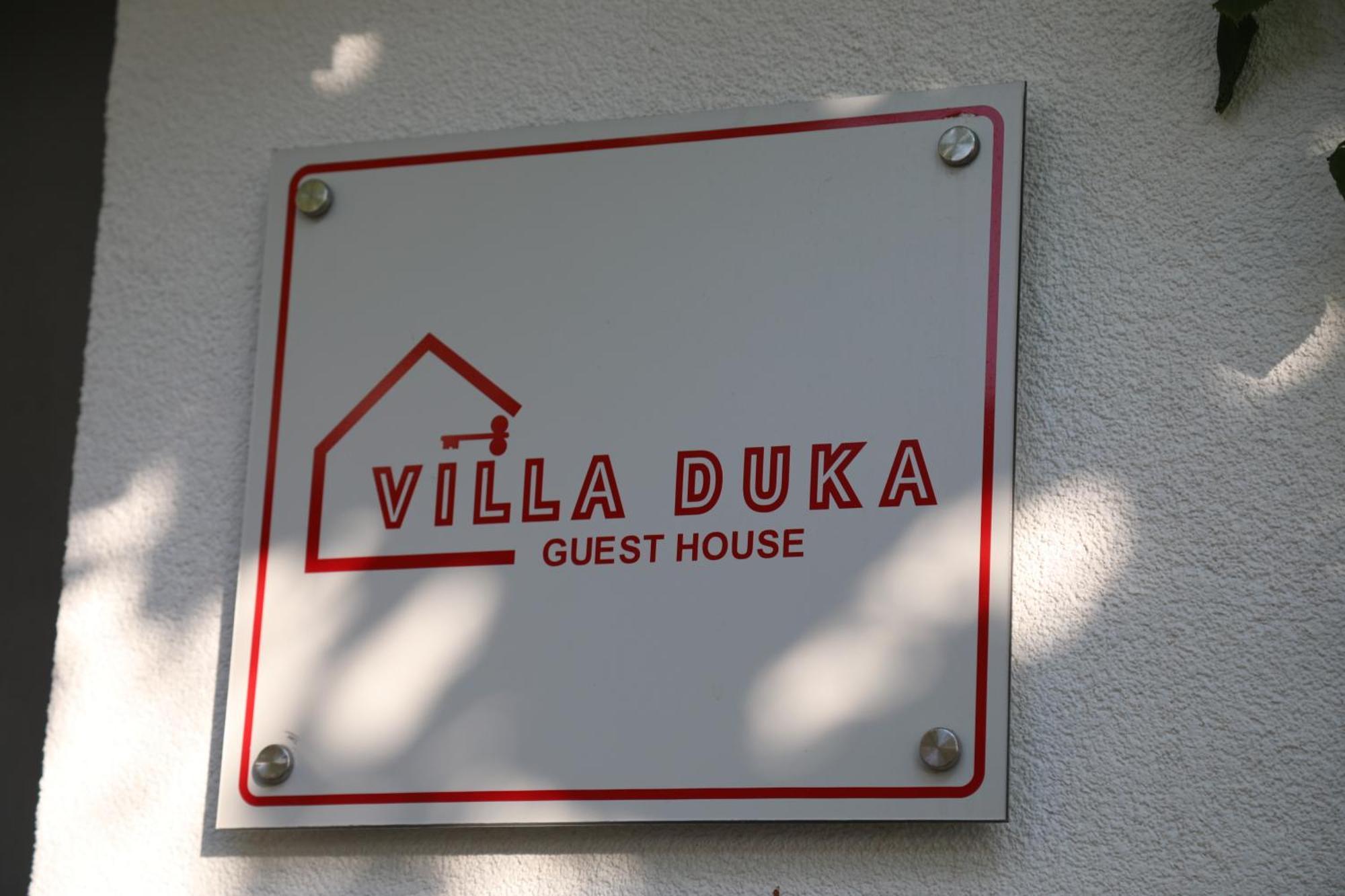 Villa Duka กรูเยอ ภายนอก รูปภาพ